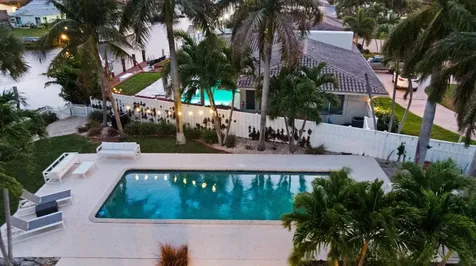 2780 Ne 5th Street Pompano Beach FL 33062