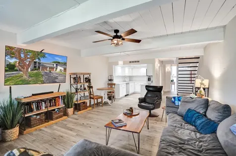 4631 Nw 2nd Avenue Boca Raton FL 33431