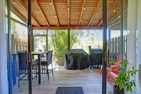 4631 Nw 2nd Avenue Boca Raton FL 33431
