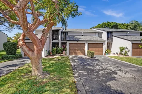 4631 Nw 2nd Avenue Boca Raton FL 33431