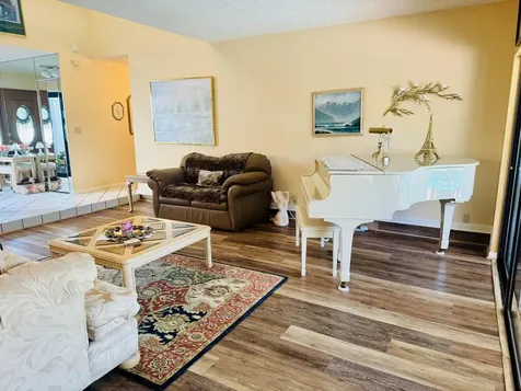 1380 Sw 2nd Street Boca Raton FL 33486