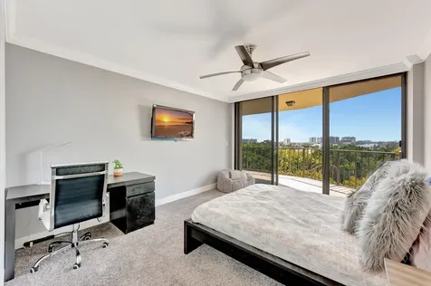 859 Jeffery Street Boca Raton FL 33487