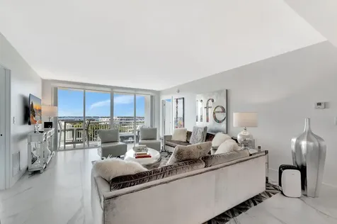 2780 S Ocean Boulevard Palm Beach FL 33480
