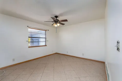 2360 Se 27th Street Okeechobee FL 34974