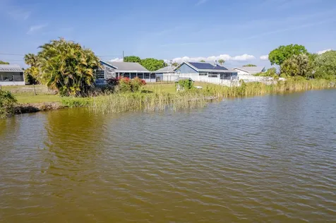 2360 Se 27th Street Okeechobee FL 34974