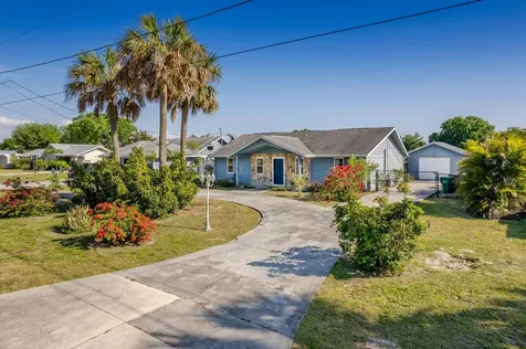 2360 Se 27th Street Okeechobee FL 34974