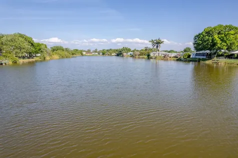 2360 Se 27th Street Okeechobee FL 34974