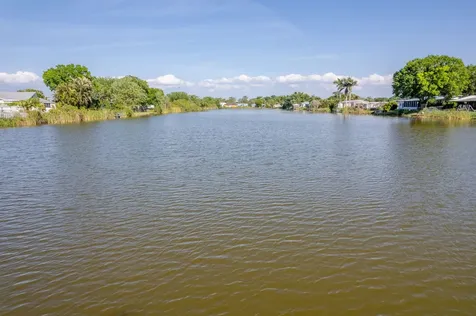 2360 Se 27th Street Okeechobee FL 34974