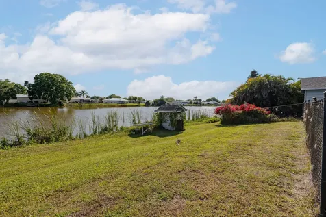 2360 Se 27th Street Okeechobee FL 34974