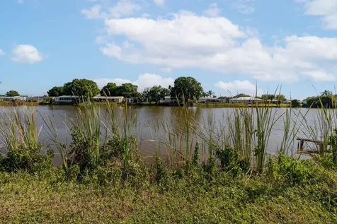 2360 Se 27th Street Okeechobee FL 34974