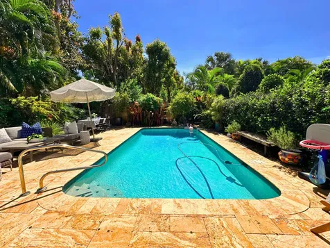 7386 Woodmont Court Boca Raton FL 33434
