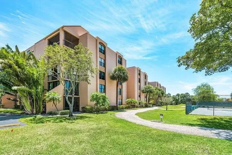 450 Egret Circle Delray Beach FL 33444