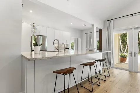 915 Parkside Circle Boca Raton FL 33486