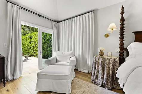 915 Parkside Circle Boca Raton FL 33486