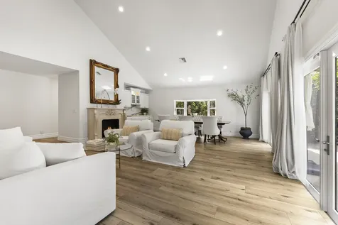 915 Parkside Circle Boca Raton FL 33486