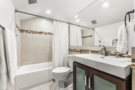 915 Parkside Circle Boca Raton FL 33486
