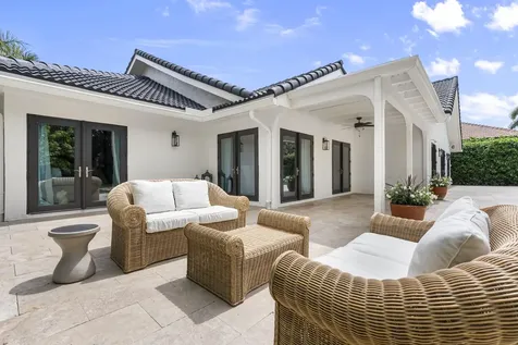 915 Parkside Circle Boca Raton FL 33486