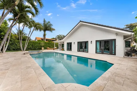 915 Parkside Circle Boca Raton FL 33486