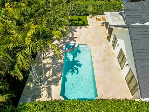 915 Parkside Circle Boca Raton FL 33486