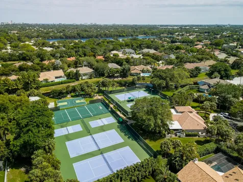 915 Parkside Circle Boca Raton FL 33486