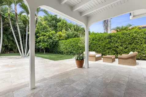 915 Parkside Circle Boca Raton FL 33486