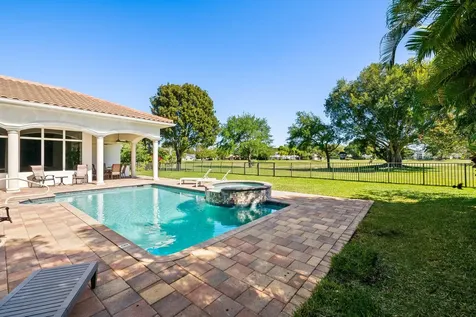 2885 Banyan Boulevard Circle Boca Raton FL 33431
