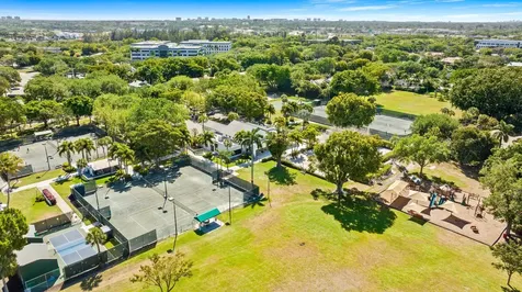 2885 Banyan Boulevard Circle Boca Raton FL 33431