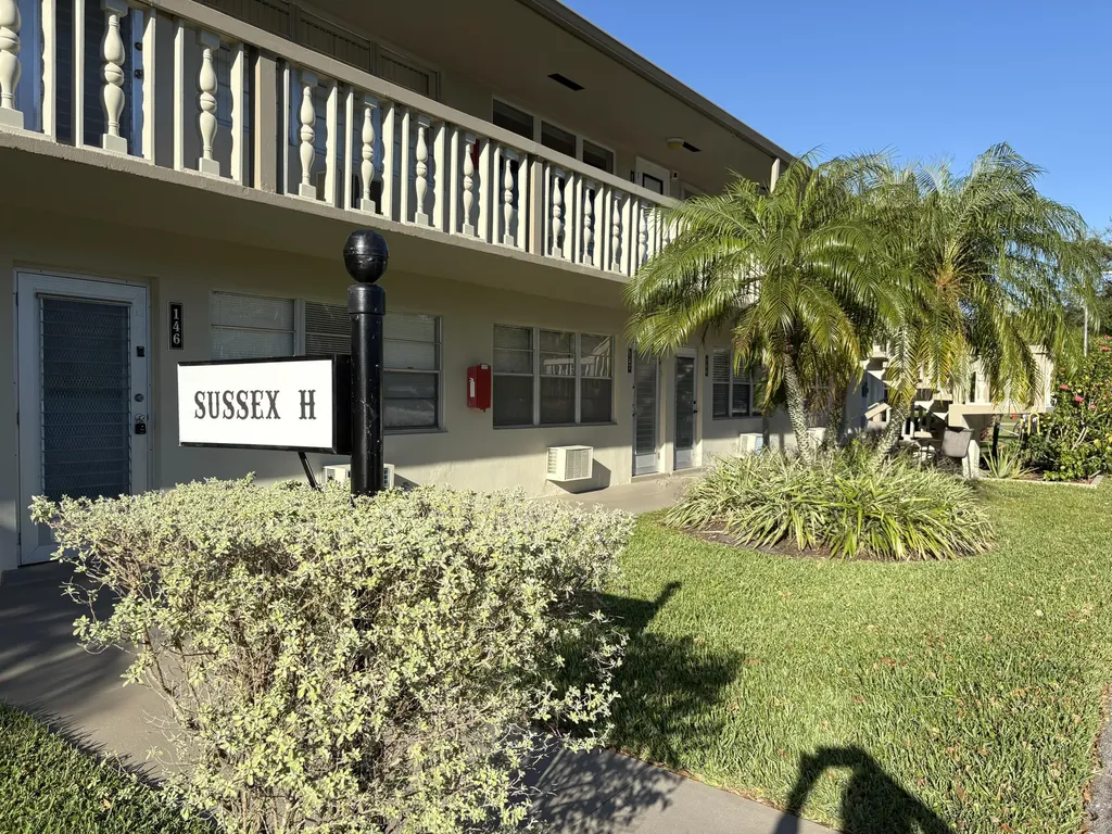 146 Sussex H West Palm Beach FL 33417