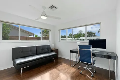1093 Sw 14th Street Boca Raton FL 33486