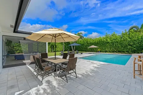 1093 Sw 14th Street Boca Raton FL 33486