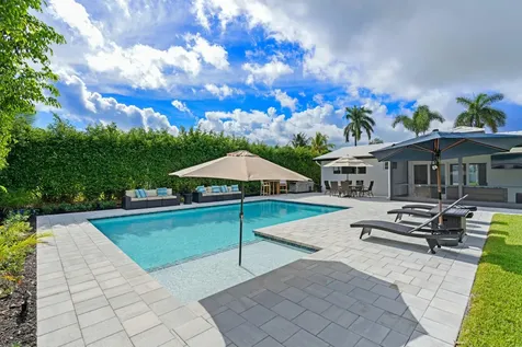 1093 Sw 14th Street Boca Raton FL 33486