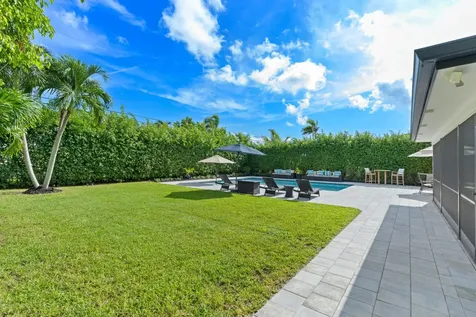 1093 Sw 14th Street Boca Raton FL 33486