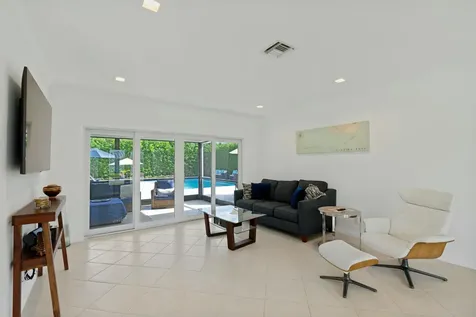 1093 Sw 14th Street Boca Raton FL 33486