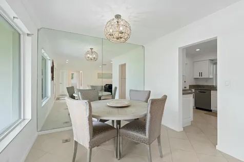 1093 Sw 14th Street Boca Raton FL 33486