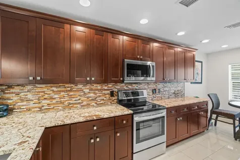 9 Stratford Drive Boynton Beach FL 33436