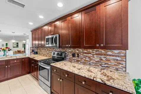 9 Stratford Drive Boynton Beach FL 33436