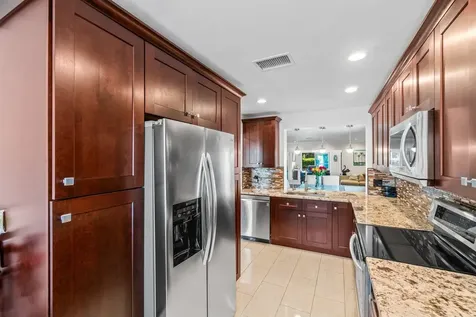 9 Stratford Drive Boynton Beach FL 33436