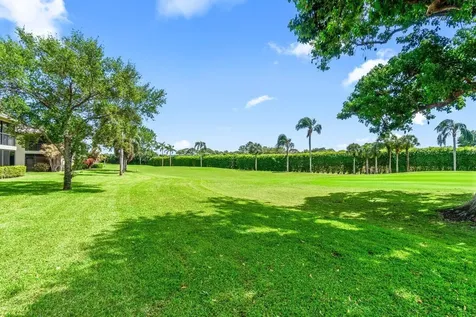9 Stratford Drive Boynton Beach FL 33436