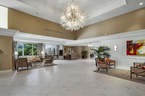 9 Stratford Drive Boynton Beach FL 33436