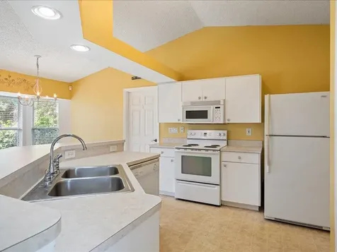 486 Hazel Street Sebastian FL 32958