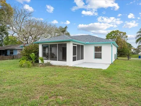 486 Hazel Street Sebastian FL 32958