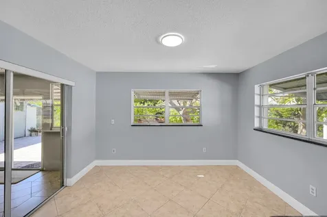 9174 Sw 2nd Street Boca Raton FL 33428