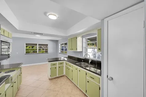 9174 Sw 2nd Street Boca Raton FL 33428