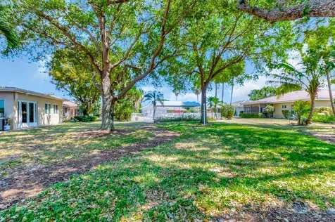 22015 Colony Drive Boca Raton FL 33433