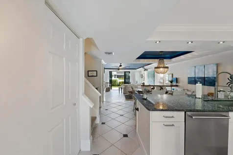 700 Ne 20th Lane Boynton Beach FL 33435