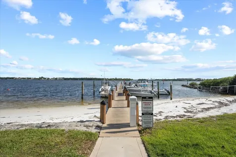 700 Ne 20th Lane Boynton Beach FL 33435