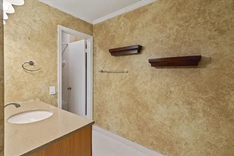 7585 Courtyard Run Boca Raton FL 33433