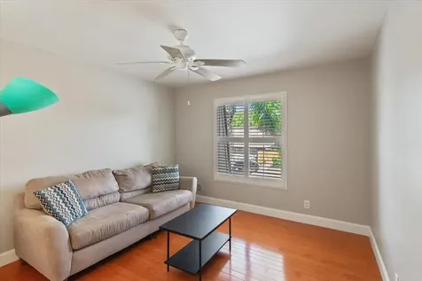 7585 Courtyard Run Boca Raton FL 33433