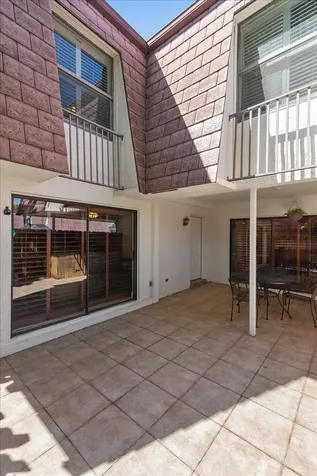 7585 Courtyard Run Boca Raton FL 33433
