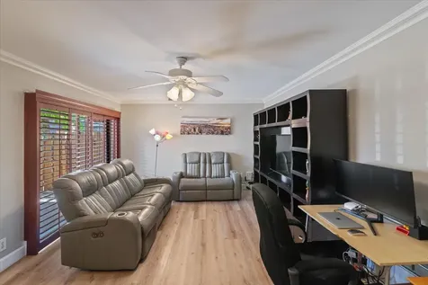 7585 Courtyard Run Boca Raton FL 33433